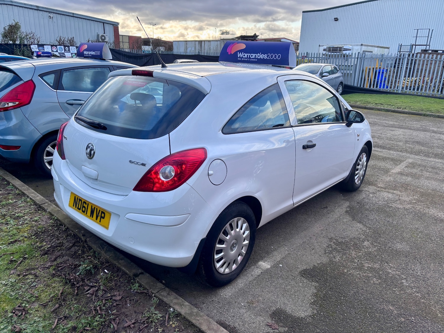Used Vauxhall Corsa 2012 for sale - 77572669: Photo 4
