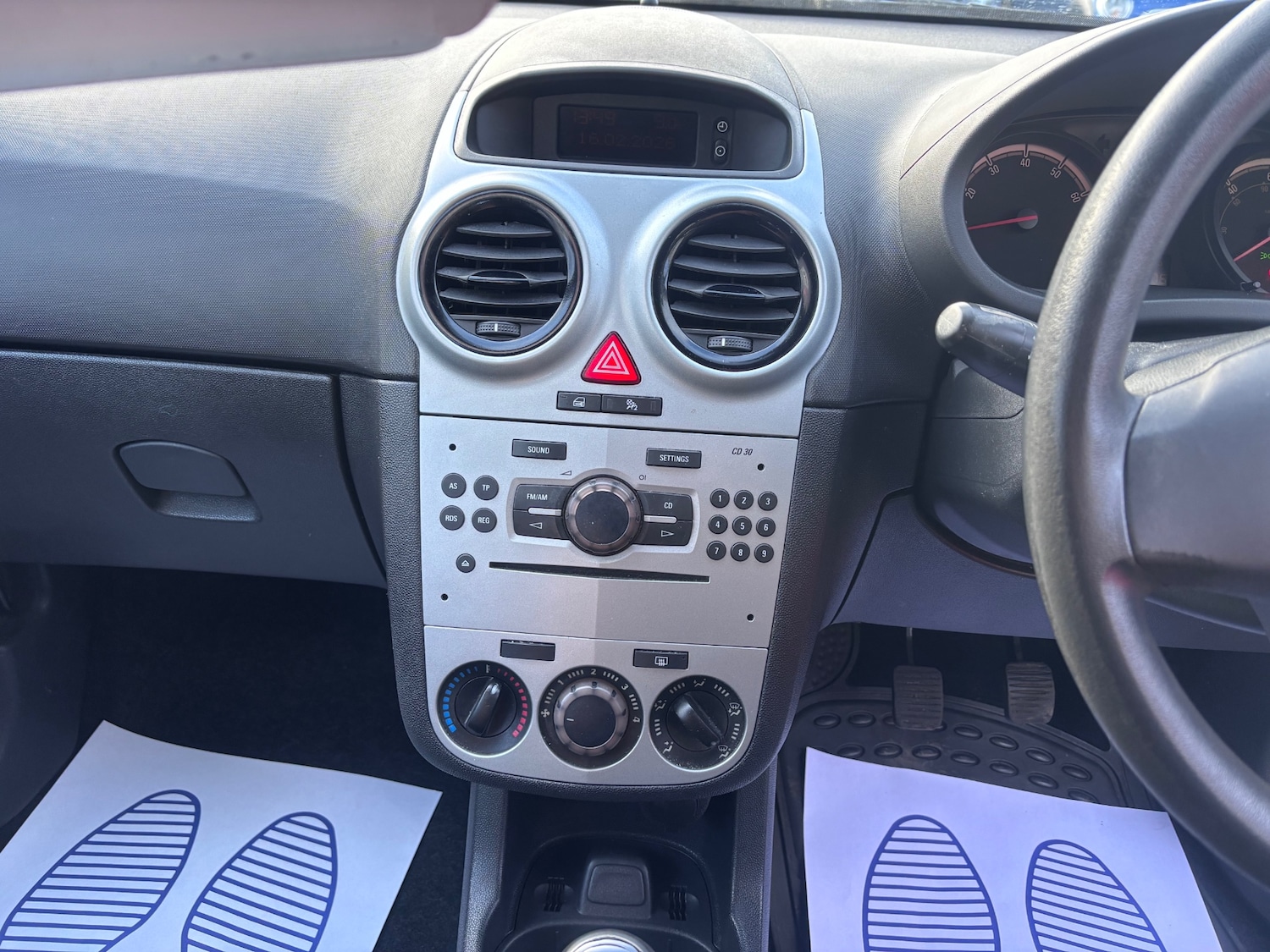 Used Vauxhall Corsa 2012 for sale - 77572669: Photo 9