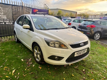 Used Ford Focus 2010 for sale - 76347445: Photo