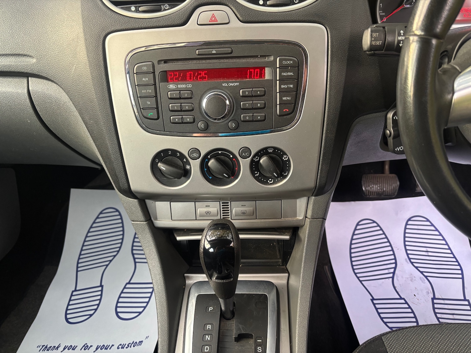 Used Ford Focus 2010 for sale - 76347445: Photo 9