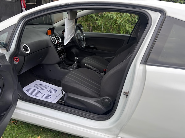 Used Vauxhall Corsa 2013 for sale - 76305704: Photo 11