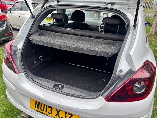 Used Vauxhall Corsa 2013 for sale - 76305704: Photo 6