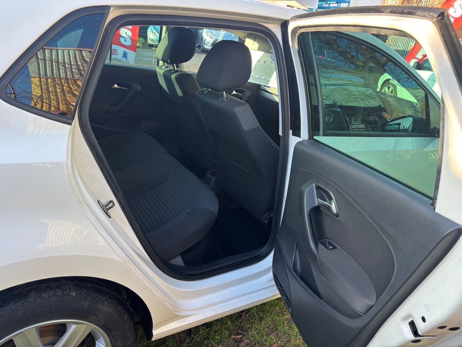 Used Volkswagen Polo 2012 for sale - 77015206: Photo 10