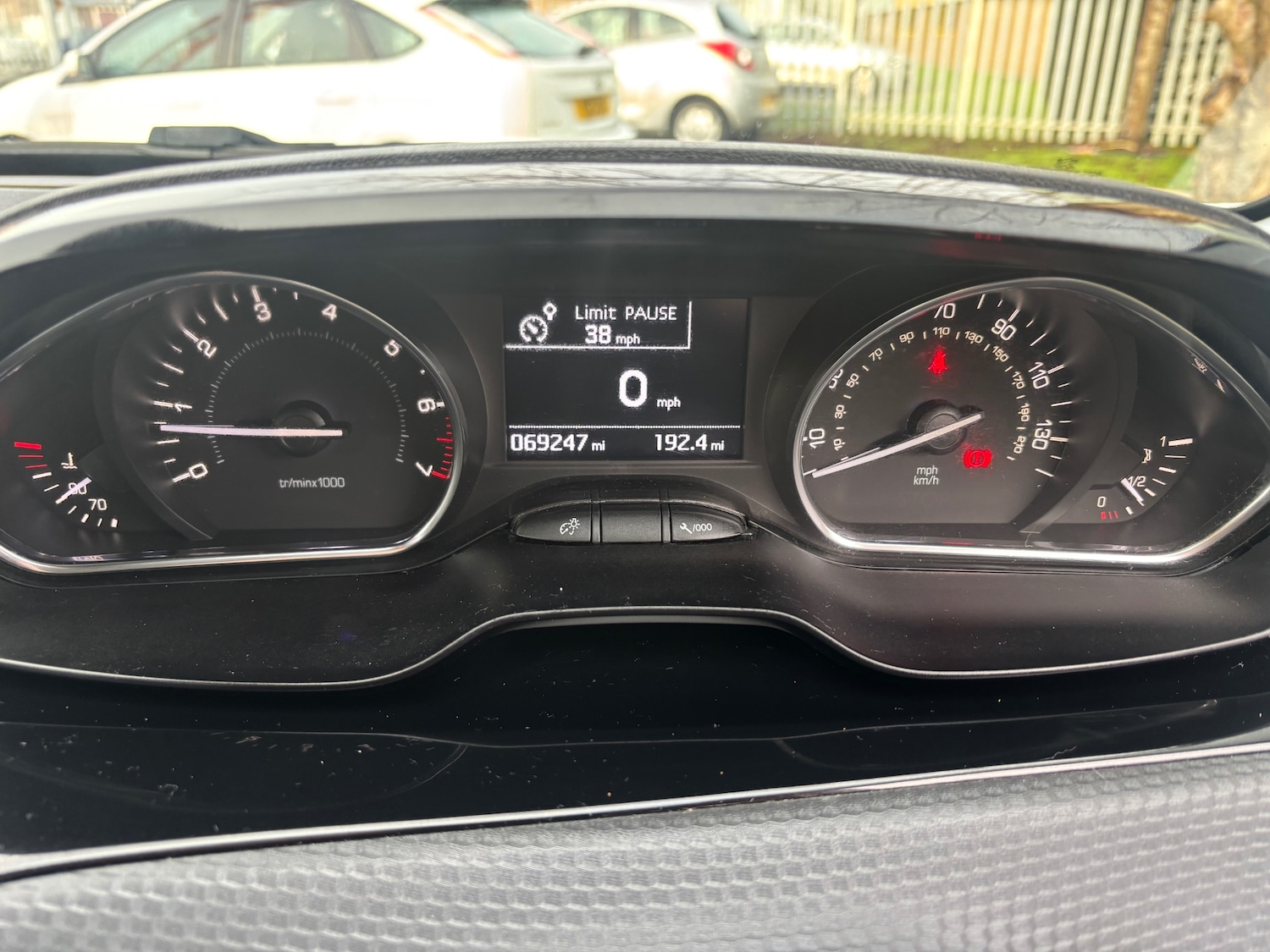 Used Peugeot 208 2015 for sale - 76971511: Photo 7