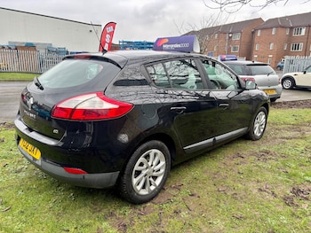 Used Renault Megane 2012 for sale - 77330312: Photo