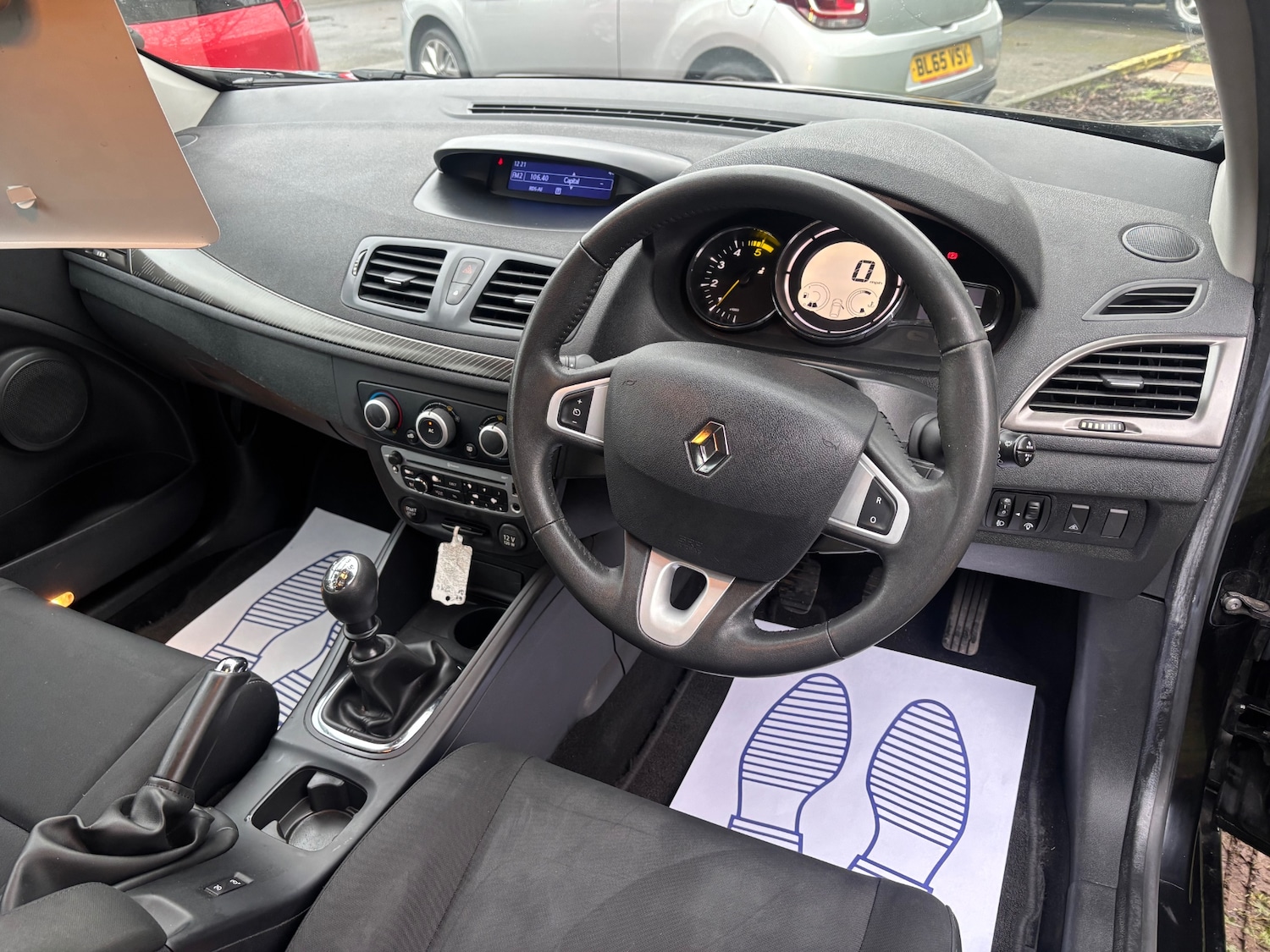 Used Renault Megane 2012 for sale - 77330312: Photo 7