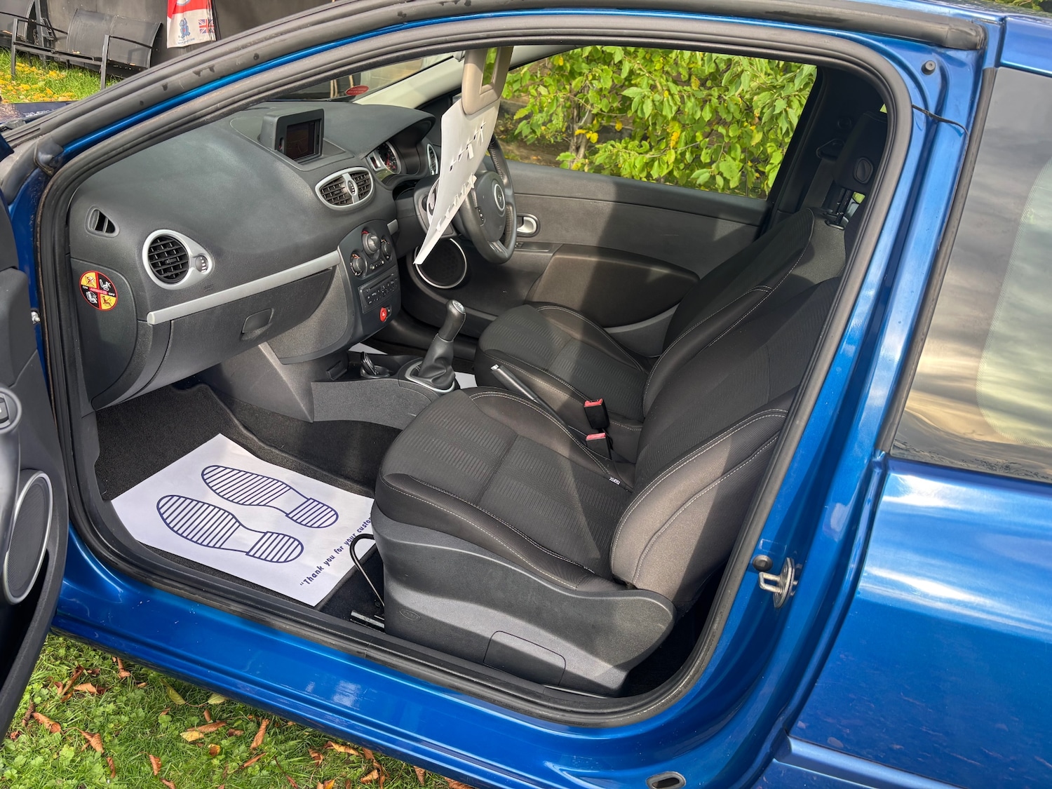 Used Renault Clio 2010 for sale - 76426494: Photo 11