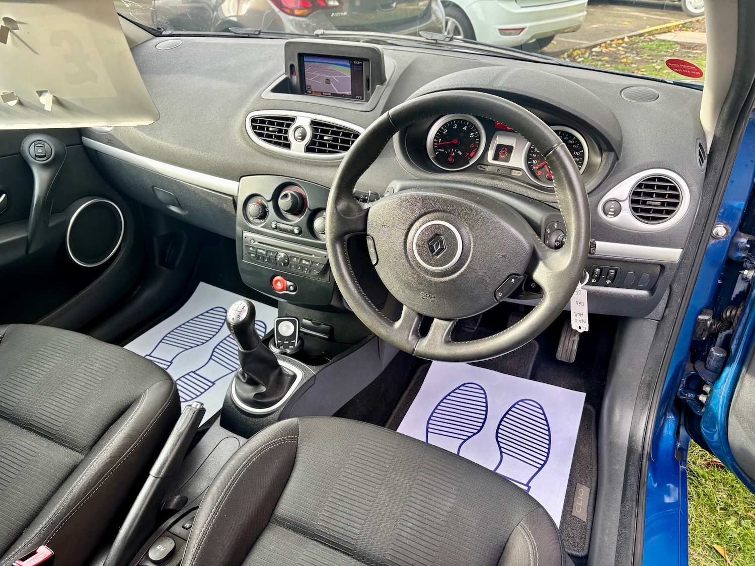 Used Renault Clio 2010 for sale - 76426494: Photo 7