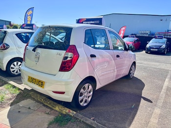 Used Hyundai i10 2013 for sale - 78357437: Photo