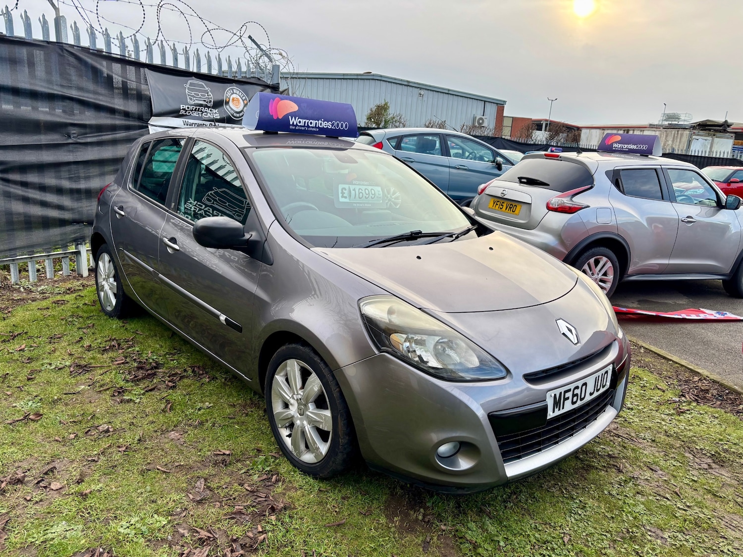 Used Renault Clio 2010 for sale - 77210084: Photo 3