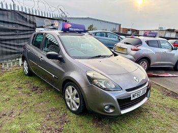 Used Renault Clio 2010 for sale - 77210084: Photo