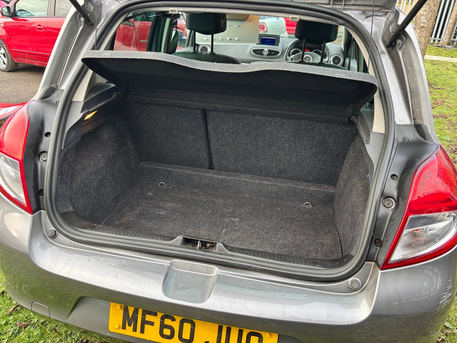 Used Renault Clio 2010 for sale - 77210084: Photo 6