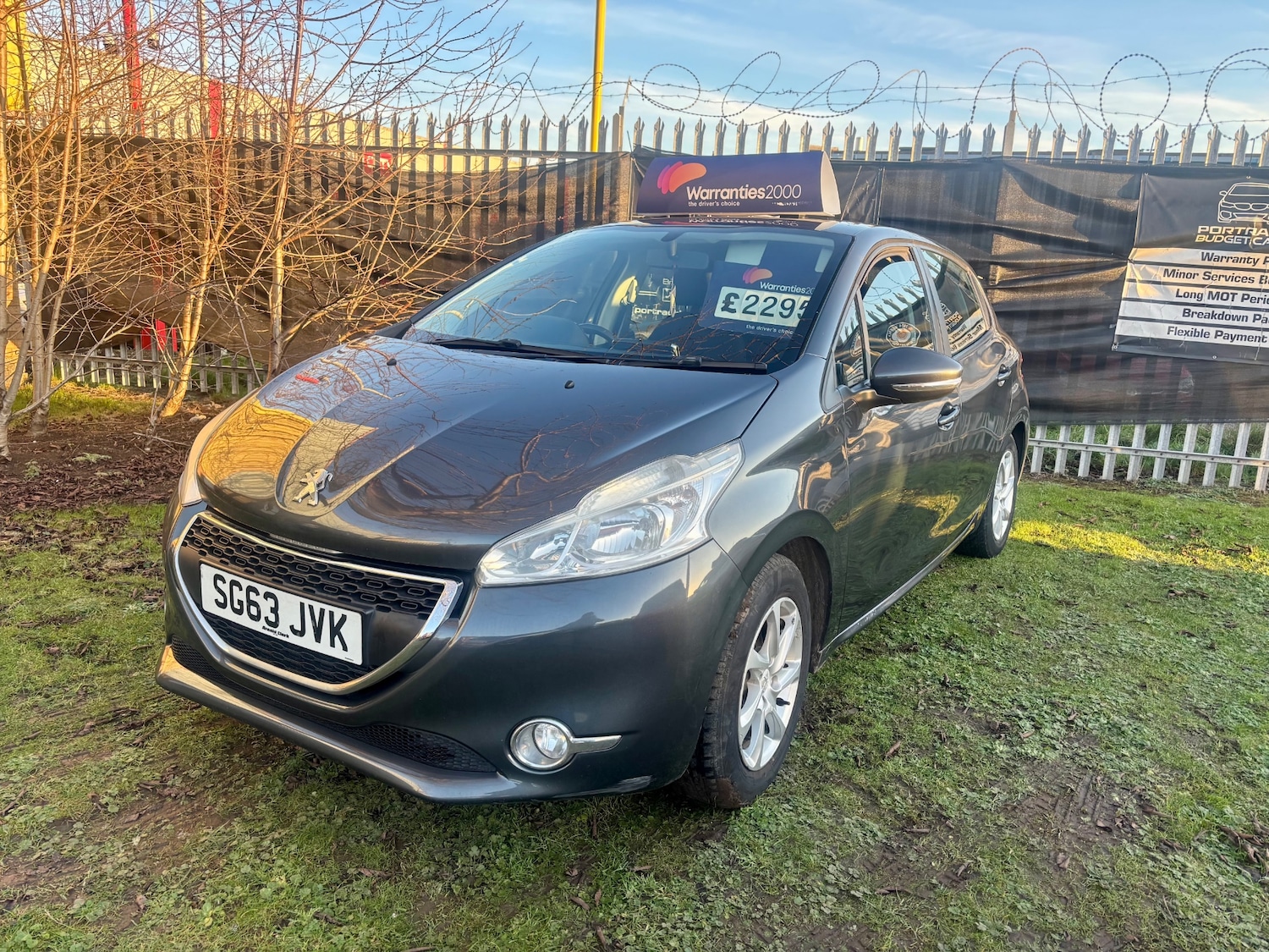 Used Peugeot 208 2013 for sale - 77228539: Photo 2
