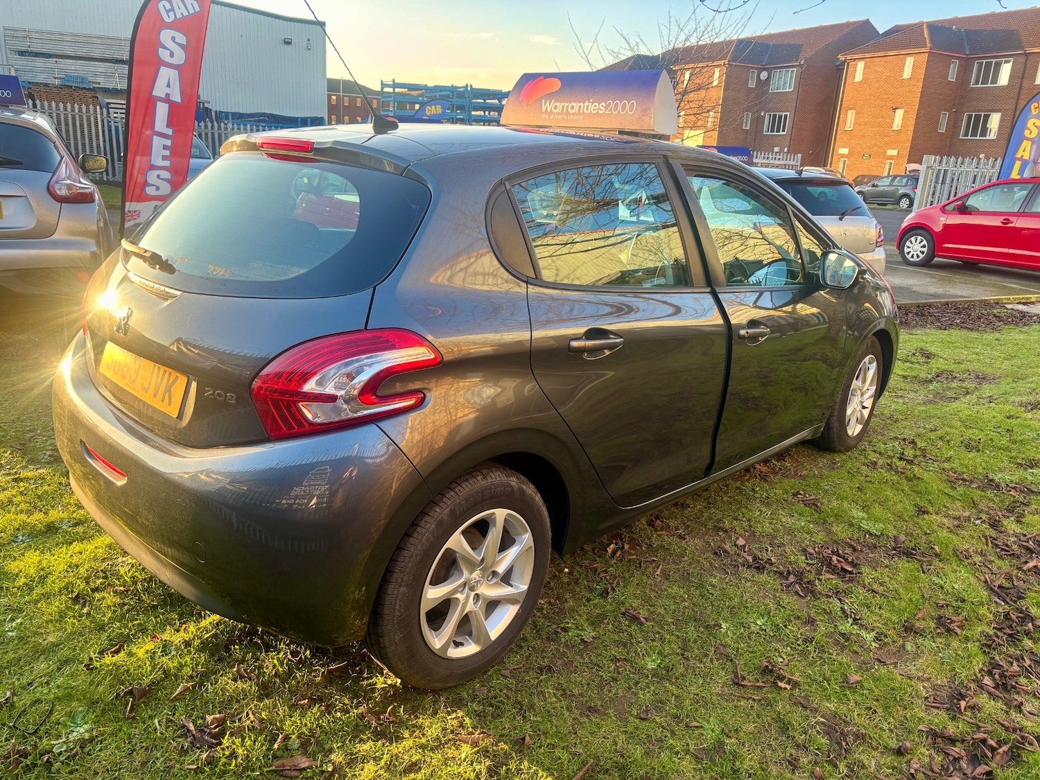 Used Peugeot 208 2013 for sale - 77228539: Photo 4