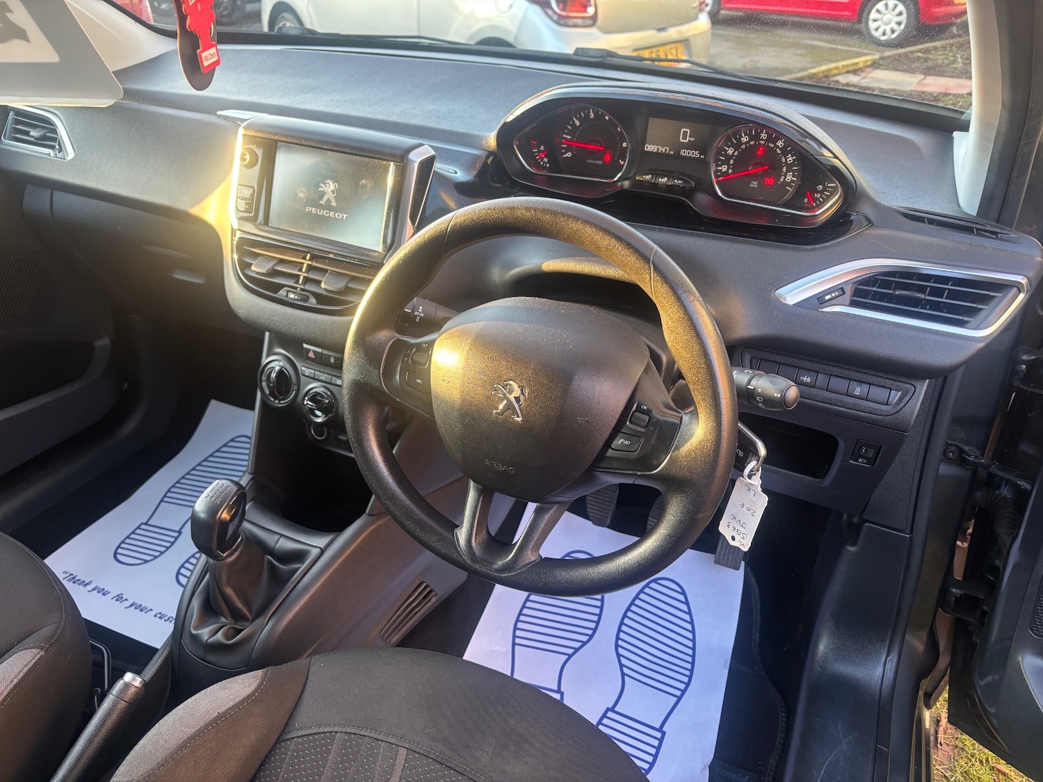 Used Peugeot 208 2013 for sale - 77228539: Photo 6