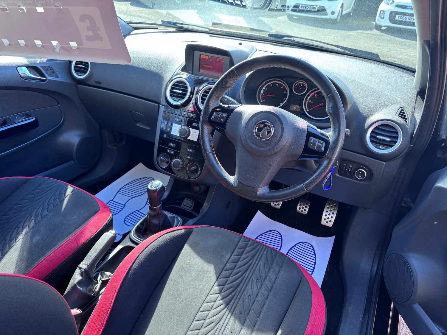 Used Vauxhall Corsa 2011 for sale - 78031987: Photo 6