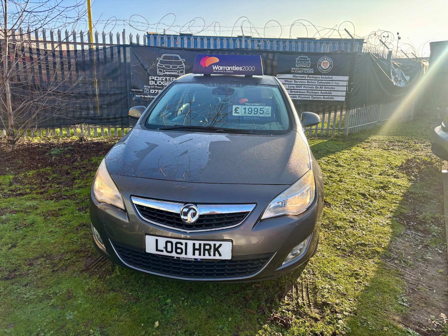 Used Vauxhall Astra 2011 for sale - 77015210: Photo 1