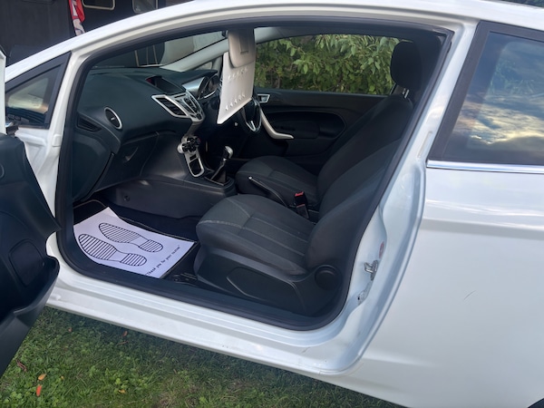 Used Ford Fiesta 2011 for sale - 76281818: Photo 11