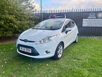 Used Ford Fiesta 2011 for sale - 76281818: Photo 2