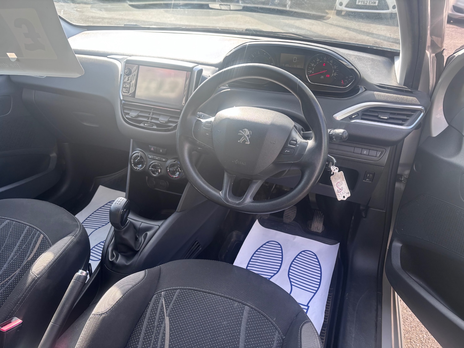 Used Peugeot 208 2013 for sale - 78014841: Photo 7