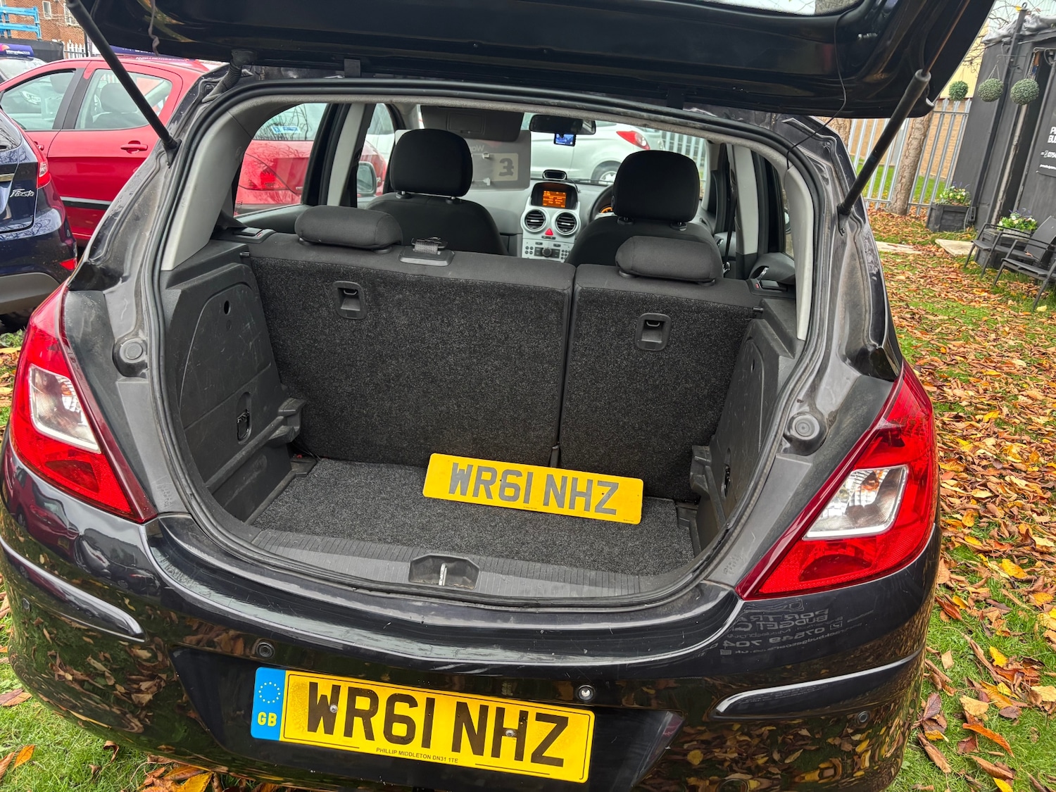 Used Vauxhall Corsa 2011 for sale - 76556759: Photo 6