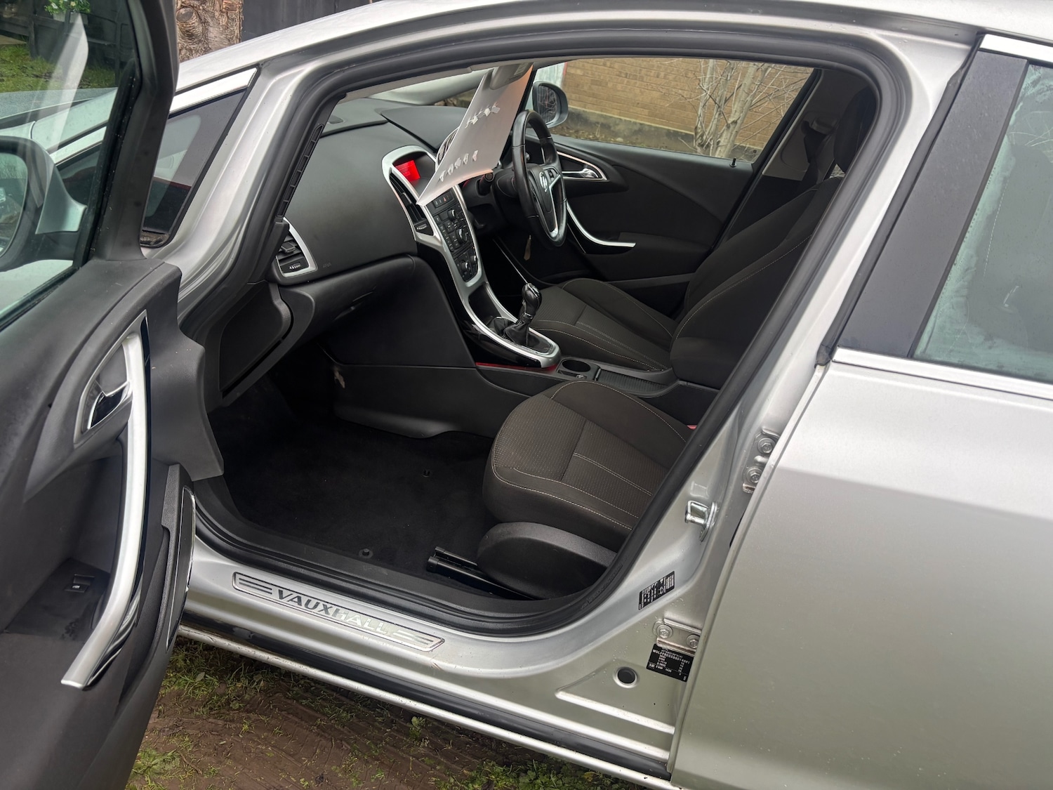 Used Vauxhall Astra 2010 for sale - 77330309: Photo 12