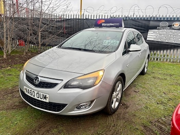Used Vauxhall Astra 2010 for sale - 77330309: Photo