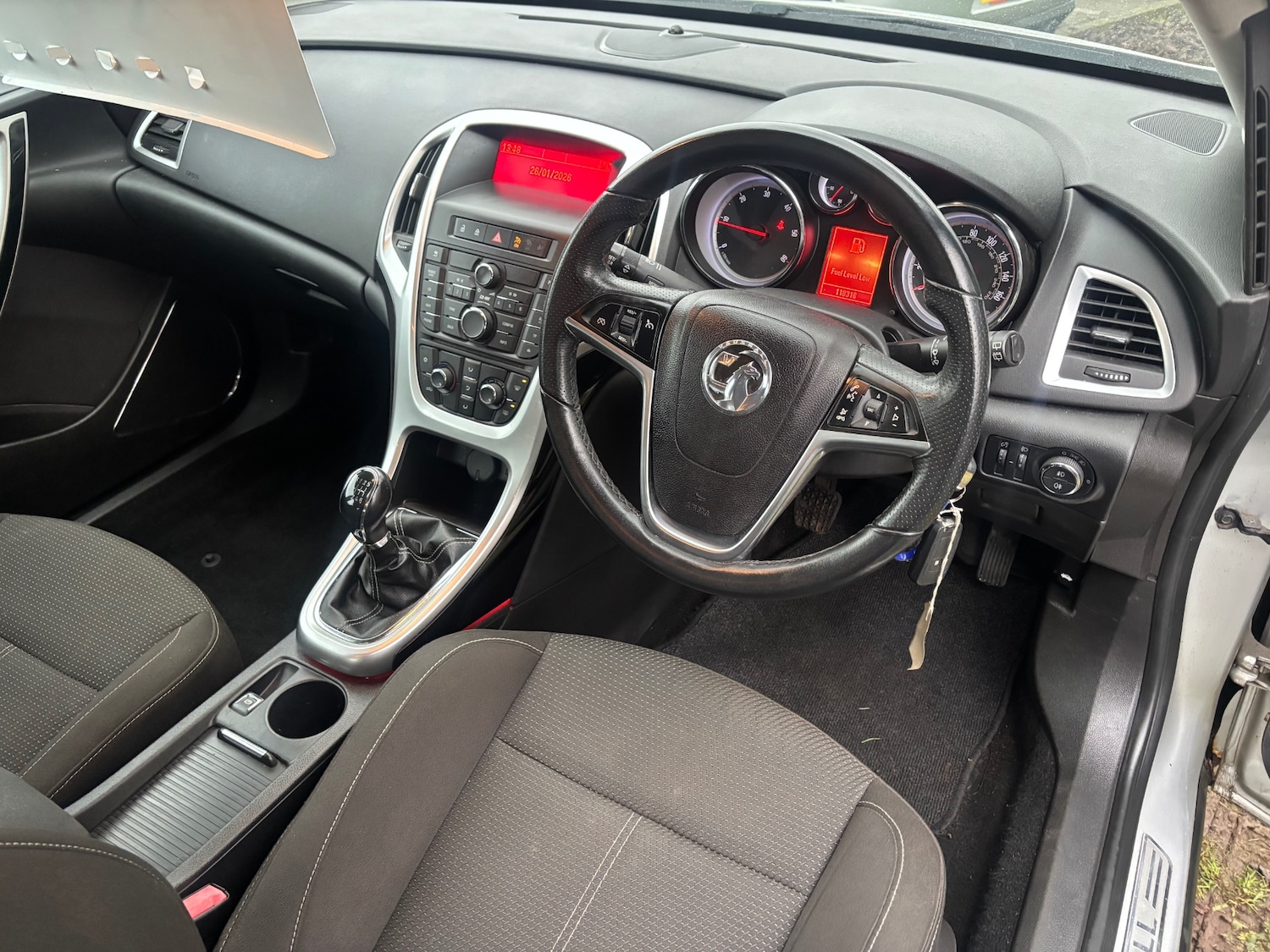 Used Vauxhall Astra 2010 for sale - 77330309: Photo 7