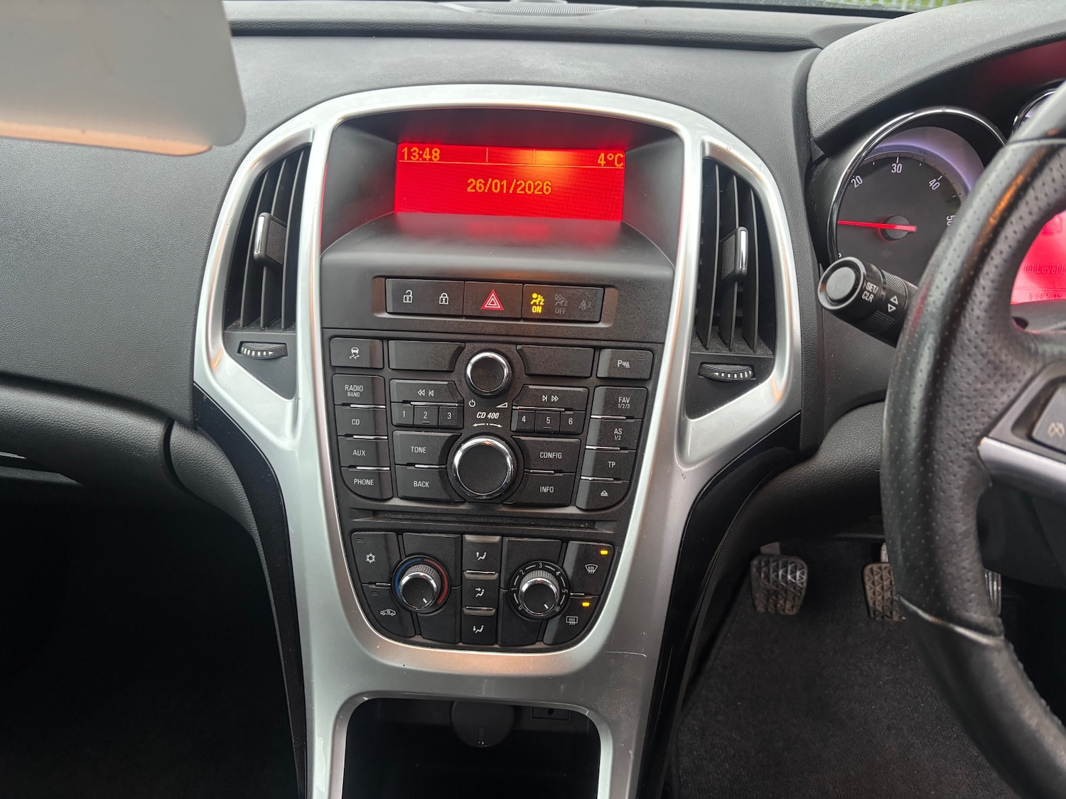 Used Vauxhall Astra 2010 for sale - 77330309: Photo 9