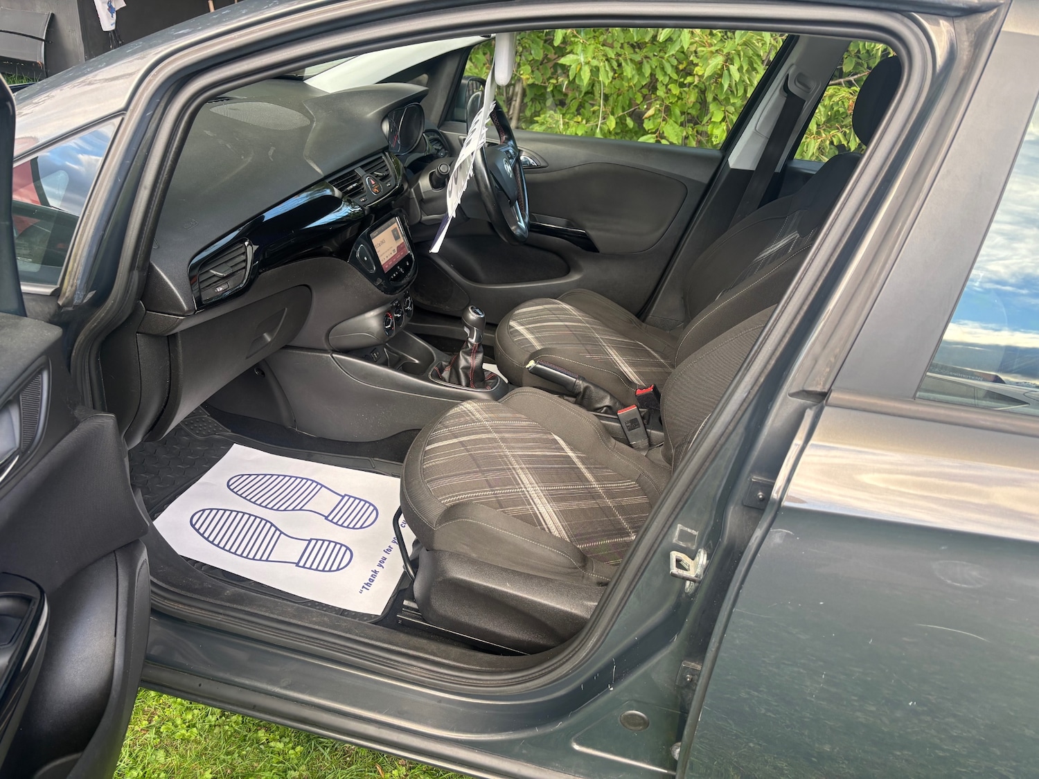 Used Vauxhall Corsa 2015 for sale - 76281810: Photo 9