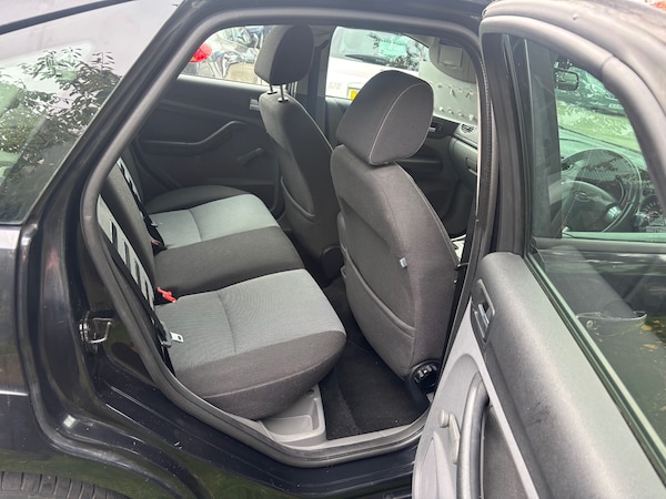 Used Ford Focus 2008 for sale - 76305701: Photo 9