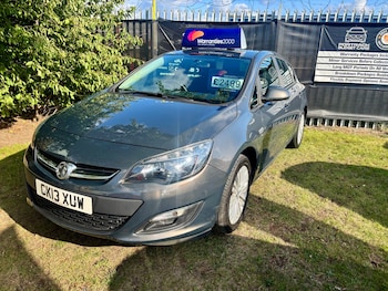 Used Vauxhall Astra 2013 for sale - 75836342: Photo