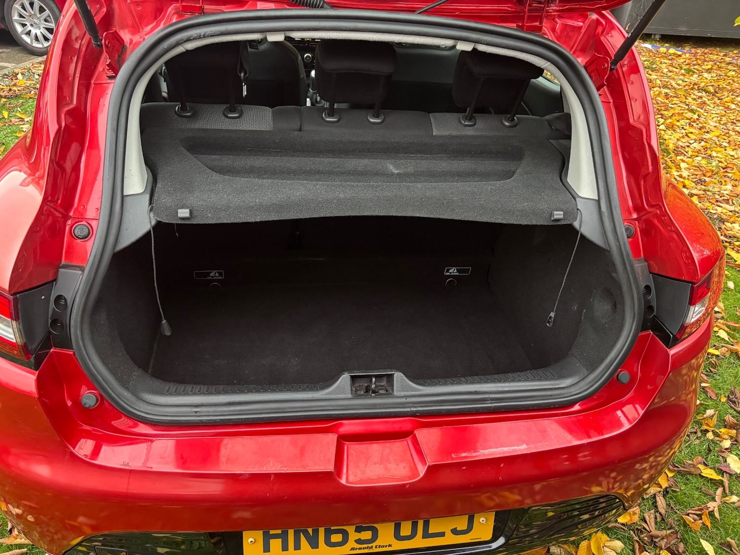 Used Renault Clio 2015 for sale - 76536893: Photo 6