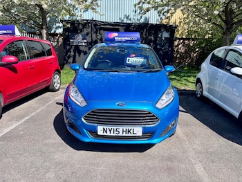 Used Ford Fiesta 2015 for sale - 78357428: Photo