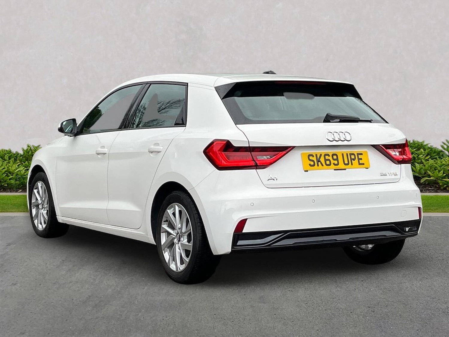 Used Audi A1 2019 for sale - 76864042: Photo 2
