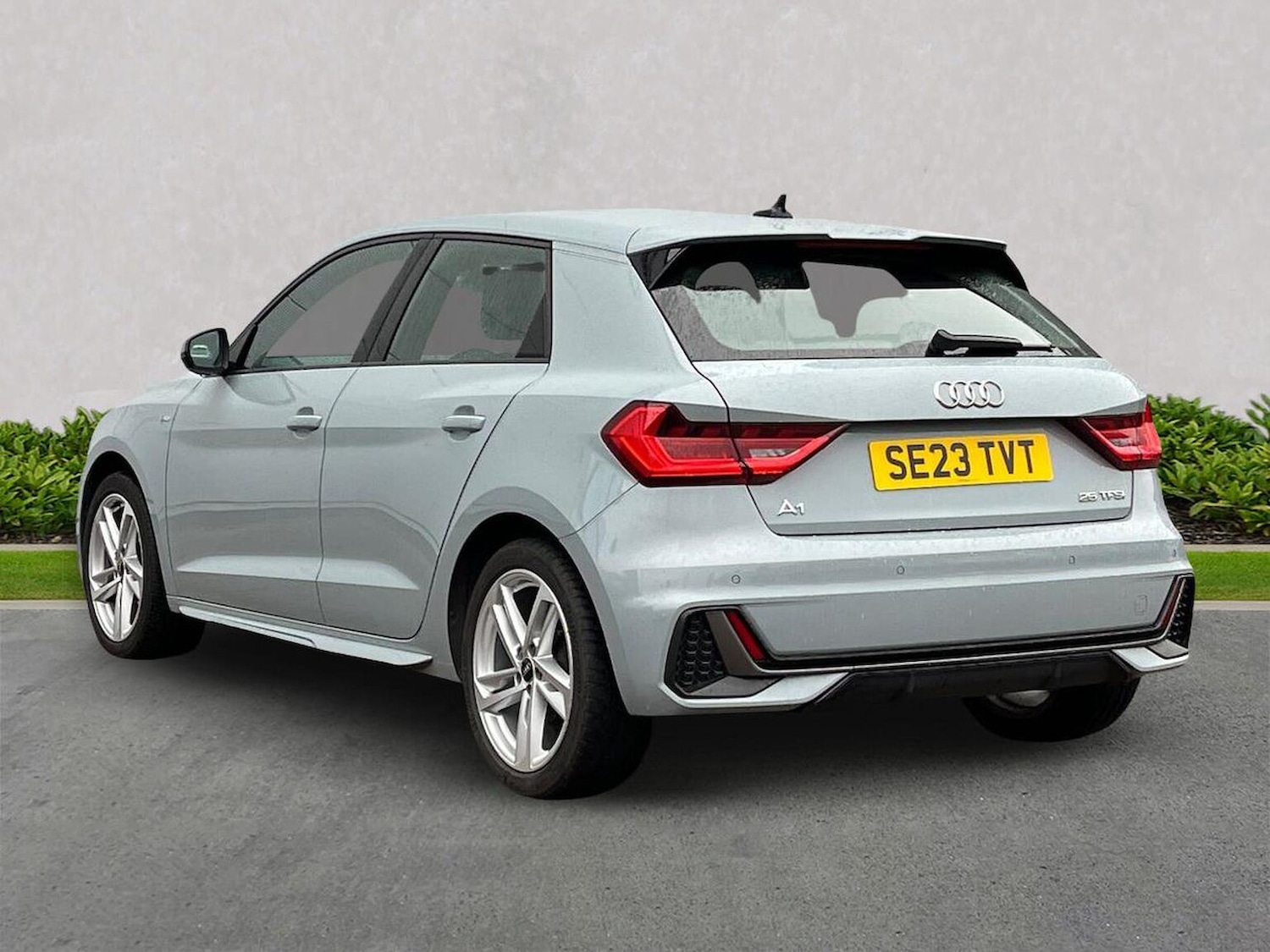 Used Audi A1 2023 for sale - 76799340: Photo 2