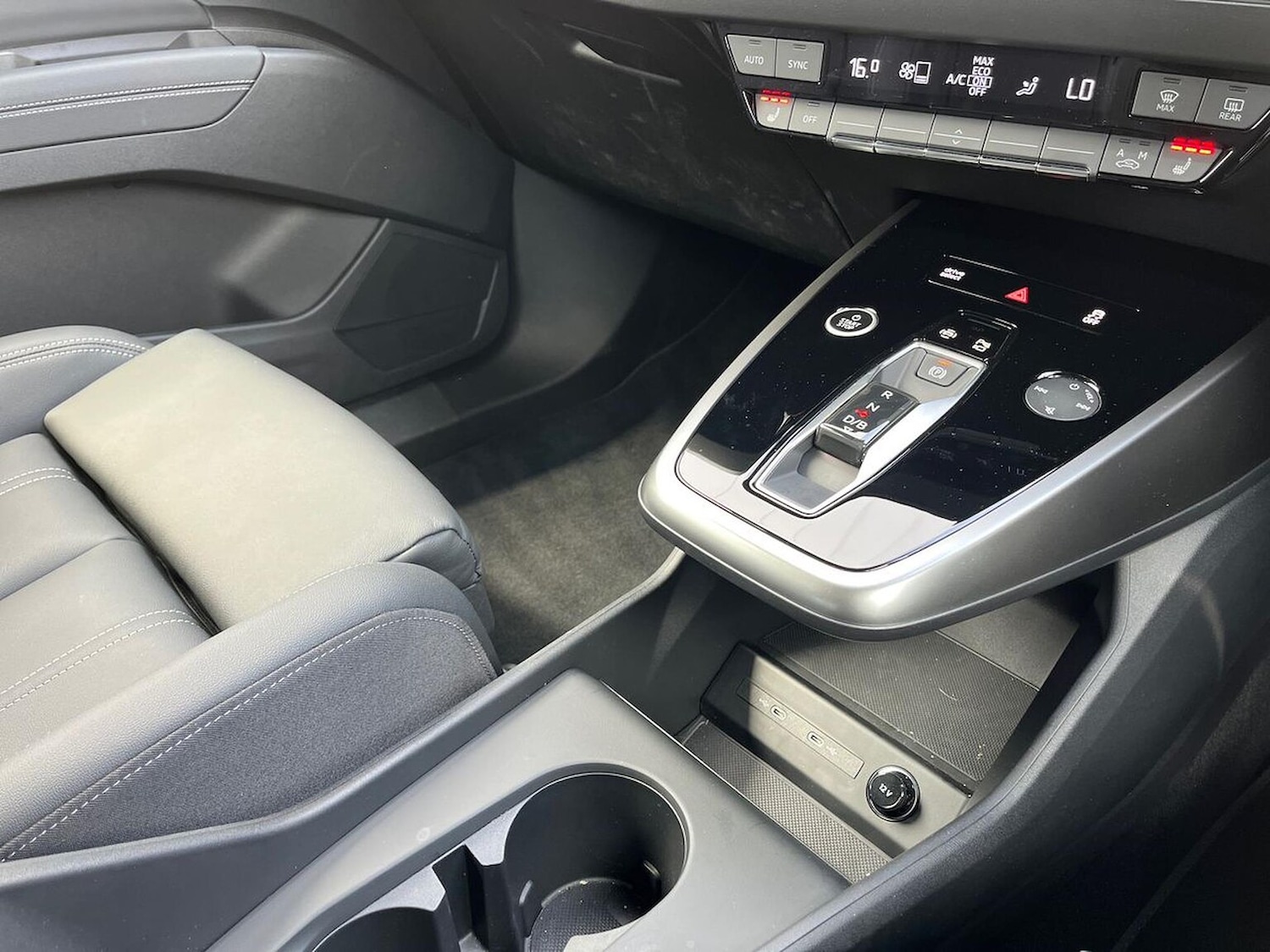 Used Audi Q4 e-tron 2025 for sale - 76177625: Photo 13