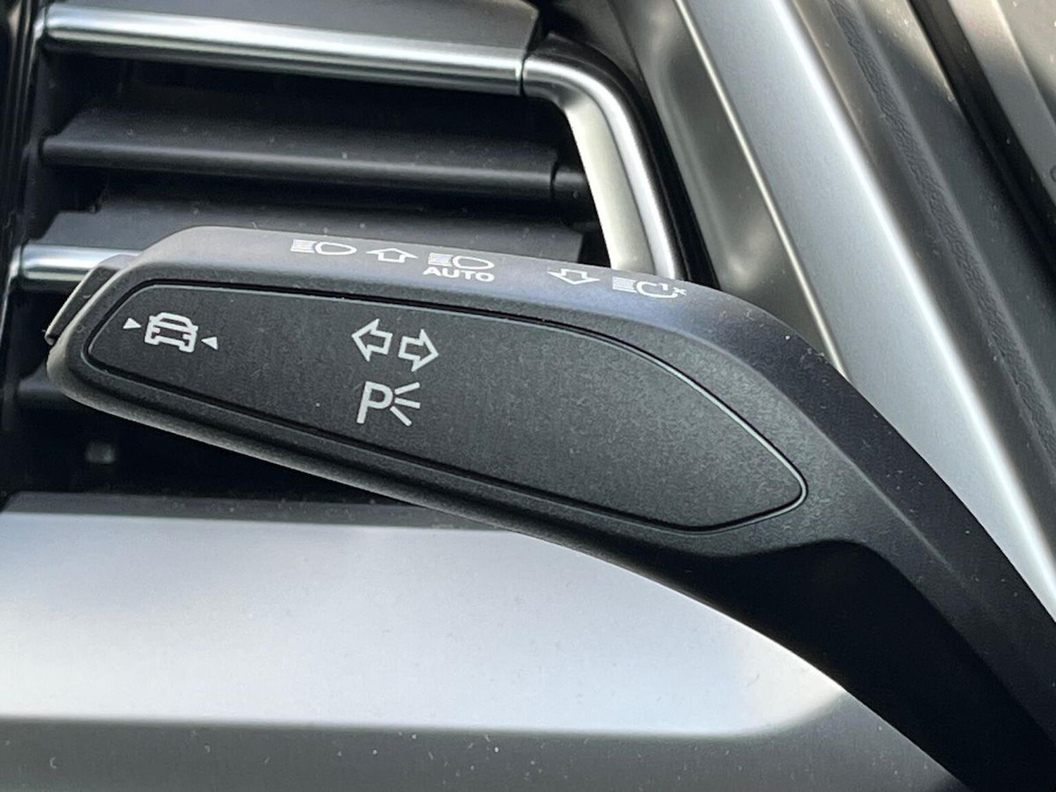 Used Audi Q4 e-tron 2025 for sale - 76177625: Photo 28