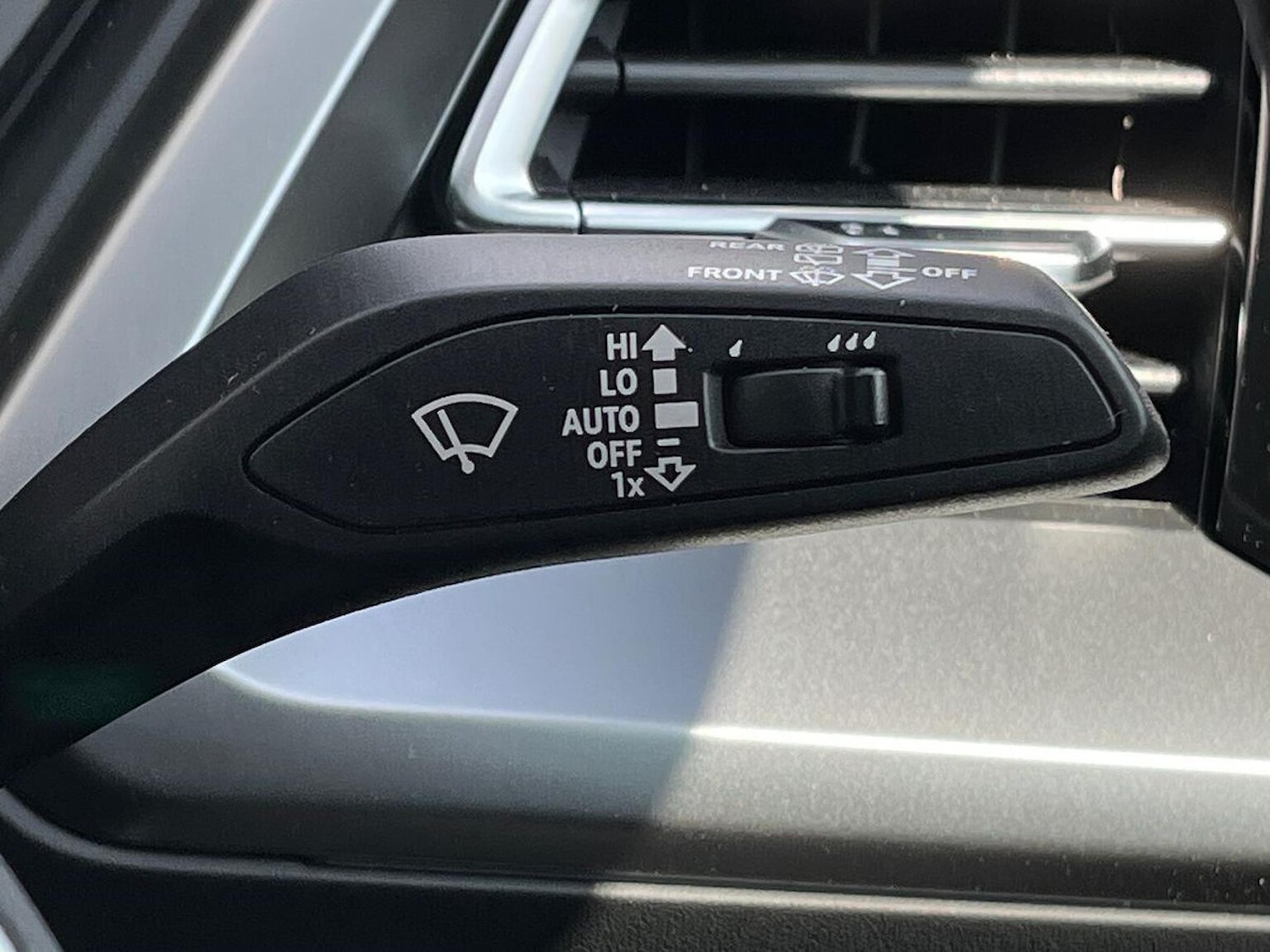 Used Audi Q4 e-tron 2025 for sale - 76177625: Photo 29