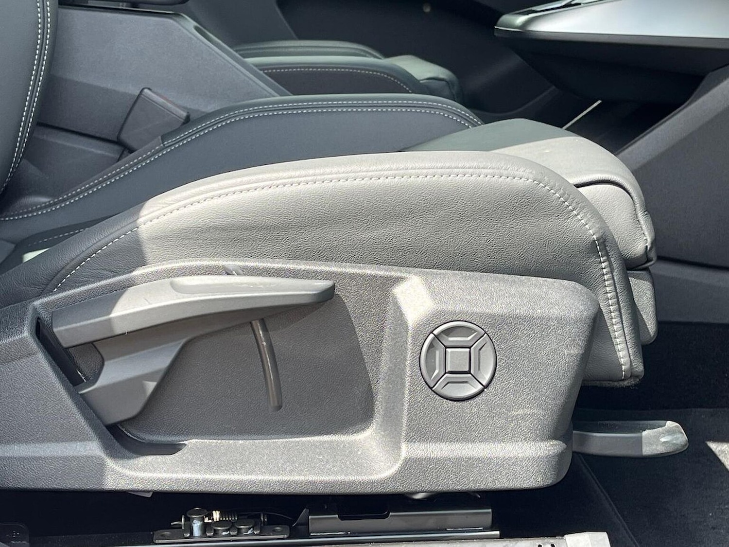 Used Audi Q4 e-tron 2025 for sale - 76177625: Photo 30