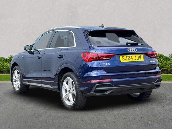 Used Audi Q3 2024 for sale - 75593171: Photo 2