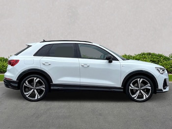 Used Audi Q3 2020 for sale - 75436276: Photo