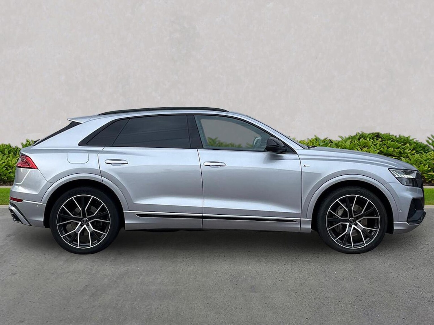 Used Audi Q8 2020 for sale - 76464726: Photo 3