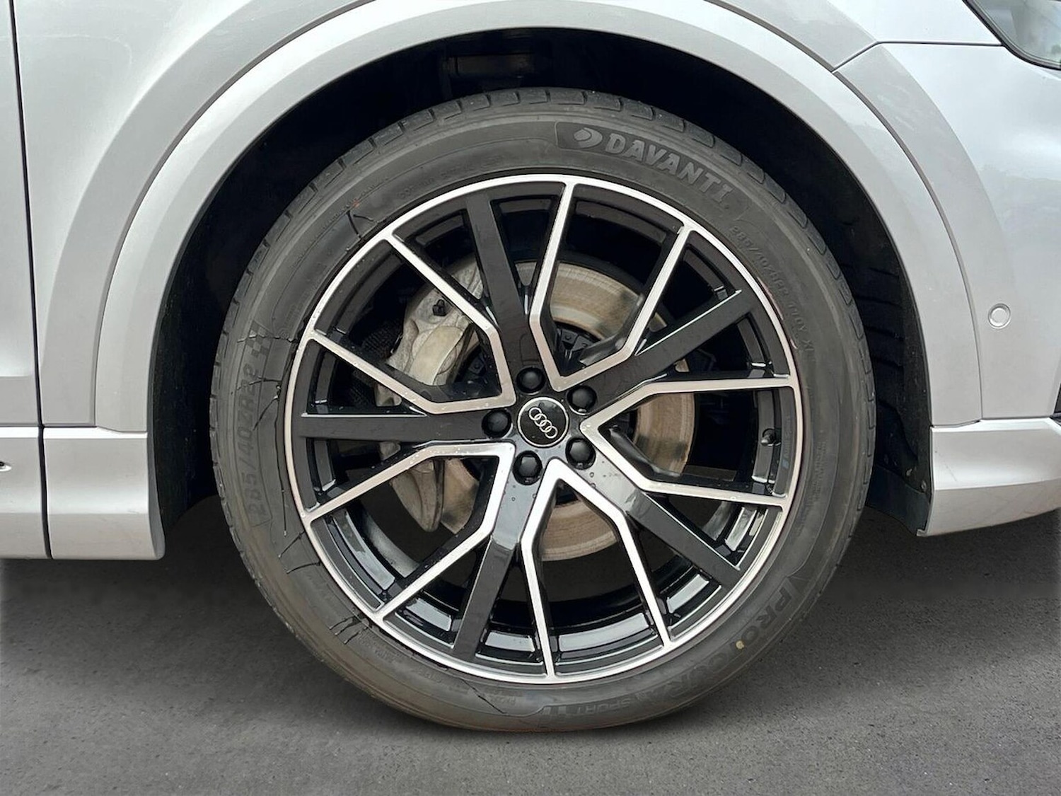 Used Audi Q8 2020 for sale - 76464726: Photo 6