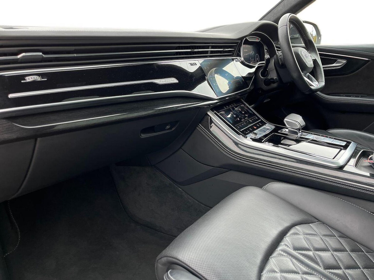 Used Audi Q8 2020 for sale - 76464726: Photo 7