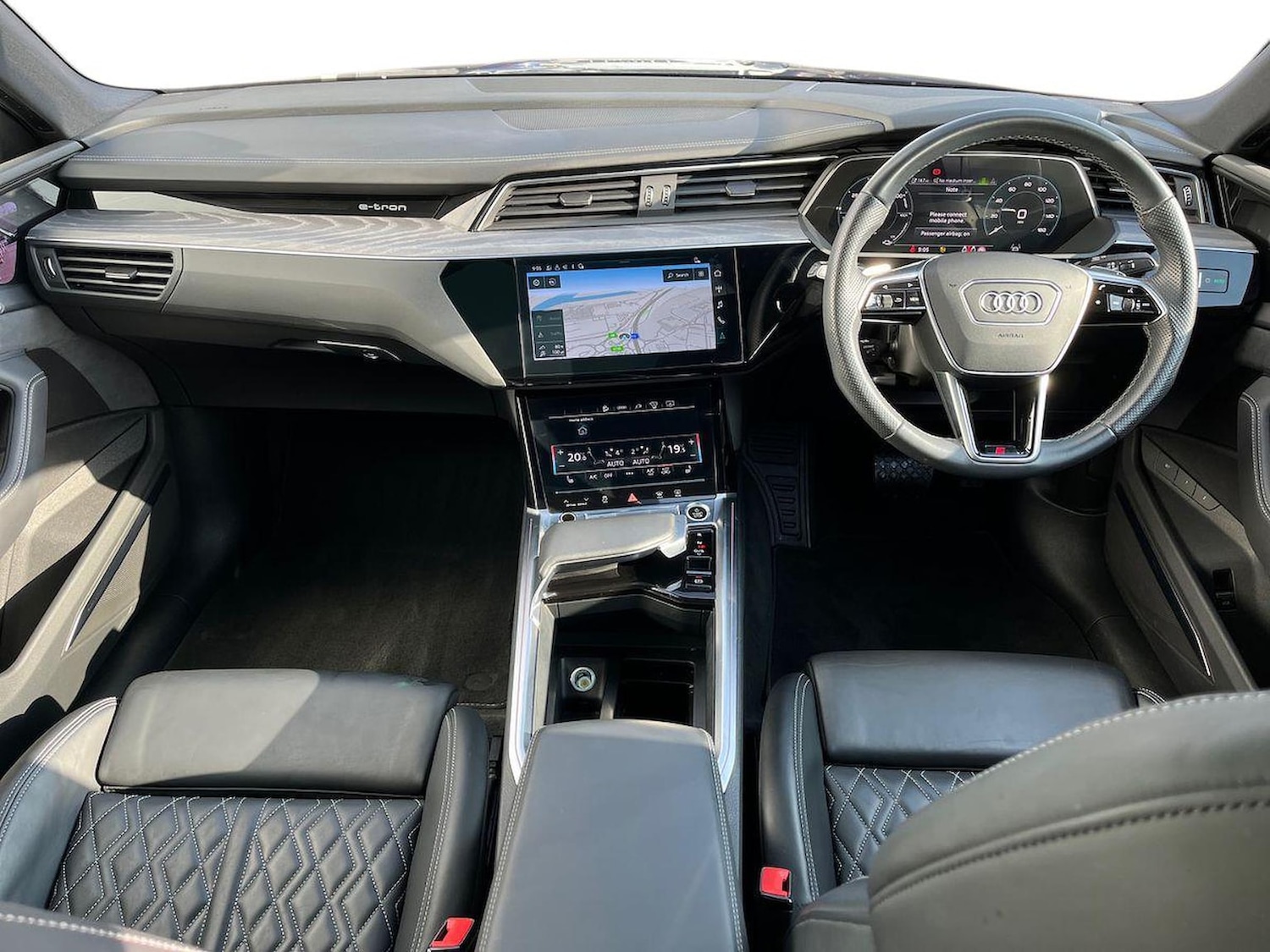 Used Audi e-tron 2022 for sale - 78145915: Photo 10