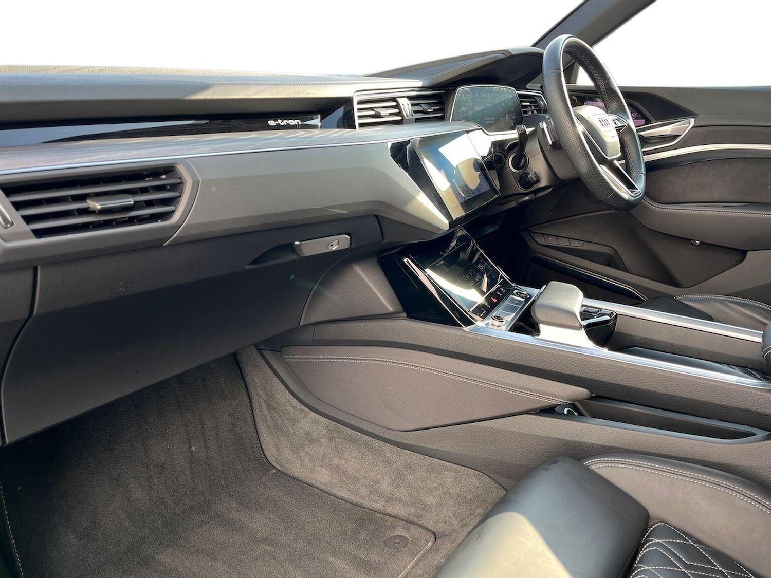 Used Audi e-tron 2022 for sale - 78145915: Photo 9