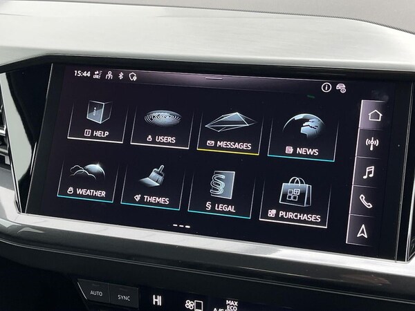 Used Audi Q4 e-tron 2023 for sale - 76212097: Photo 11