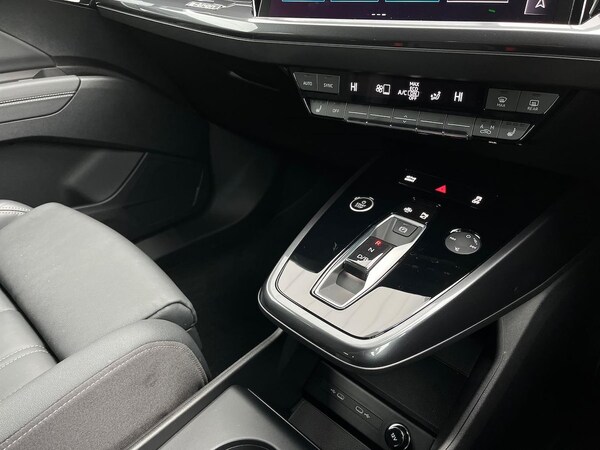Used Audi Q4 e-tron 2023 for sale - 76212097: Photo 13