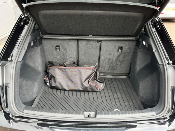 Used Audi Q4 e-tron 2023 for sale - 76212097: Photo 17